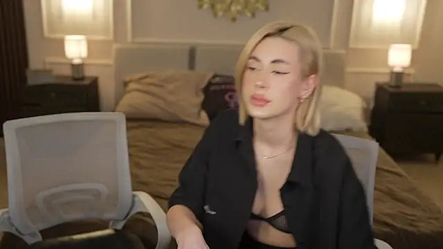 Zlata Sky online show from February 2, 2026, 3:33 pm