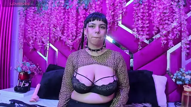 vanesa bobs online show from March 29, 2026, 3:17 am