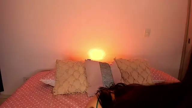 Snapshot of valeriekhaleesi chatting on May 7, 2026, 3:01 am valeriekhaleesi online show from May 7, 2026, 3:01 am