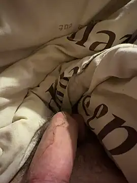 Snapshot of twankletoes1234 chatting on April 3, 2026, 9:35 pm twankletoes1234 online show from April 3, 2026, 9:35 pm