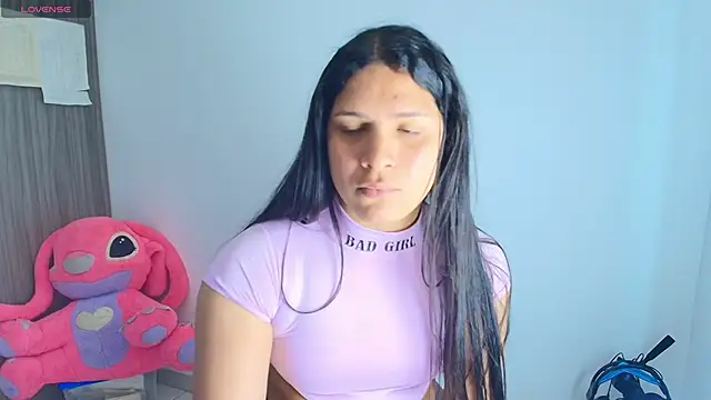 Snapshot of alys_love chatting on May 26, 2026, 4:25 pm alys love online show from May 26, 2026, 4:25 pm