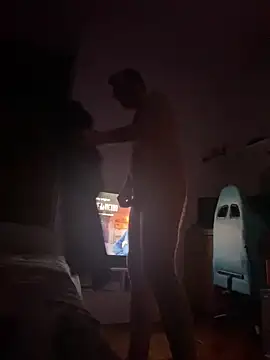 Snapshot of io1Elian chatting on April 8, 2026, 4:34 am io1Elian online show from April 8, 2026, 4:34 am