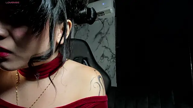 Angela Kittenn online show from June 14, 2026, 4:03 am