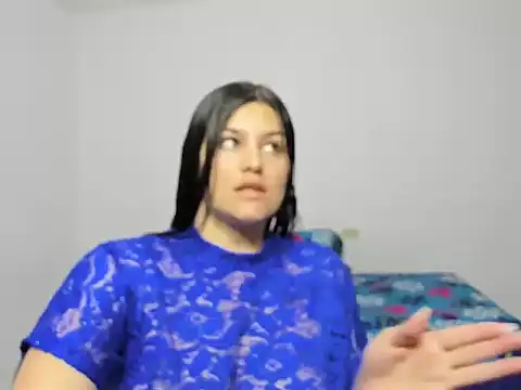 Snapshot of Karina27 chatting on February 12, 2026, 7:42 pm Karina27 online show from February 12, 2026, 7:42 pm