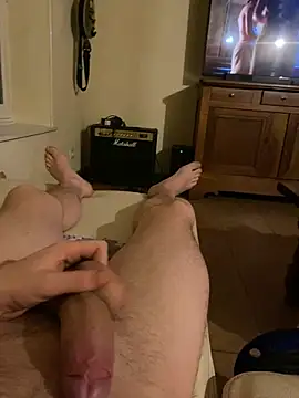 Snapshot of keev09 chatting on February 16, 2026, 10:06 pm keev09 online show from February 16, 2026, 10:06 pm