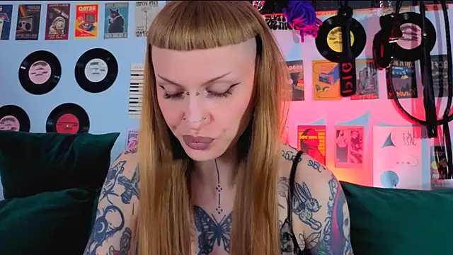 SugarSoot online show from June 15, 2026, 5:42 am