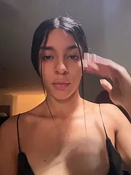 Snapshot of NaniBlossomX chatting on June 16, 2026, 5:26 pm NaniBlossomX online show from June 16, 2026, 5:26 pm