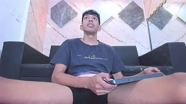 Snapshot of biig_boy chatting on February 12, 2026, 8:04 pm biig boy online show from February 12, 2026, 8:04 pm