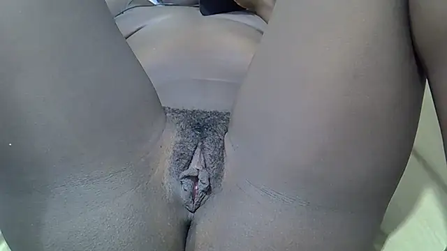 Snapshot of Thottianah chatting on February 19, 2026, 7:32 pm Thottianah online show from February 19, 2026, 7:32 pm