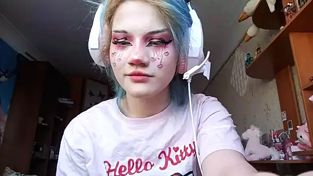 KathernSaulters online show from February 11, 2026, 6:07 am