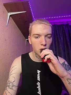 OskarMil online show from February 23, 2026, 11:02 pm