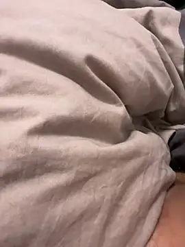 sexboy20020 online show from February 12, 2026, 11:22 pm