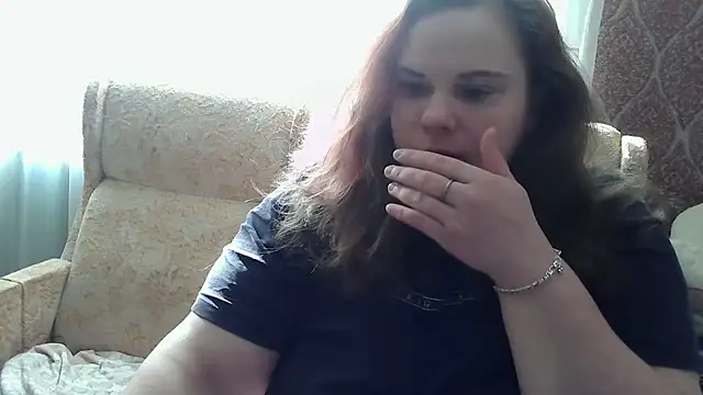 Snapshot of DollyGersoon chatting on March 1, 2026, 8:27 am DollyGersoon online show from March 1, 2026, 8:27 am