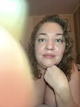 BBBWOOW online show from February 9, 2026, 11:14 am