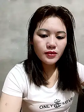 Snapshot of Anna_516 chatting on February 25, 2026, 12:09 am Anna 516 online show from February 25, 2026, 12:09 am