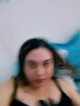 Snapshot of risitos23 chatting on May 14, 2026, 2:40 am risitos23 online show from May 14, 2026, 2:40 am