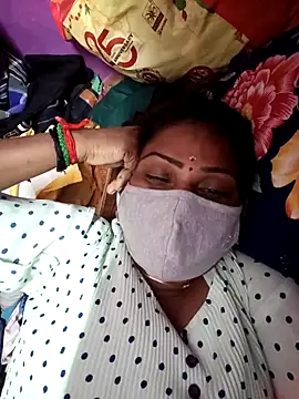 Tamil Hot Nisha online show from April 14, 2026, 4:46 pm