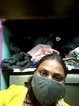 Tamil Hot Nisha online show from May 12, 2026, 6:16 pm