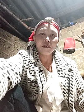 Snapshot of lena-cute chatting on February 16, 2026, 12:45 pm lena-cute online show from February 16, 2026, 12:45 pm