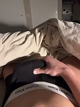 Snapshot of Robertocavall chatting on February 22, 2026, 10:36 am Robertocavall online show from February 22, 2026, 10:36 am