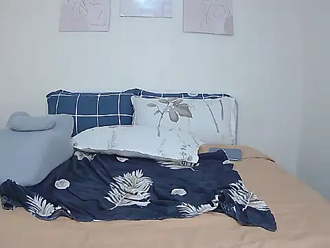 naughtywife118 online show from March 1, 2026, 4:58 am