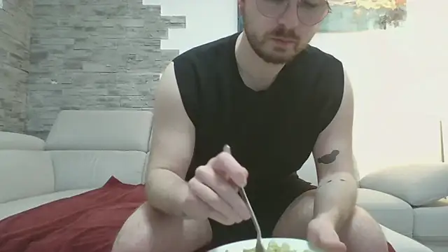 ItalianAlex online show from February 11, 2026, 7:52 pm