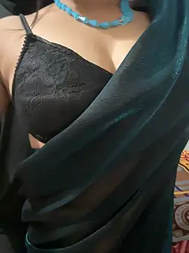 Hot Bhavi  online show from March 28, 2026, 7:02 pm