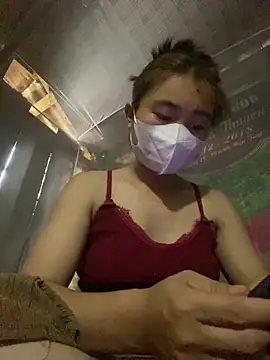 yuii-717 online show from April 5, 2026, 10:23 am