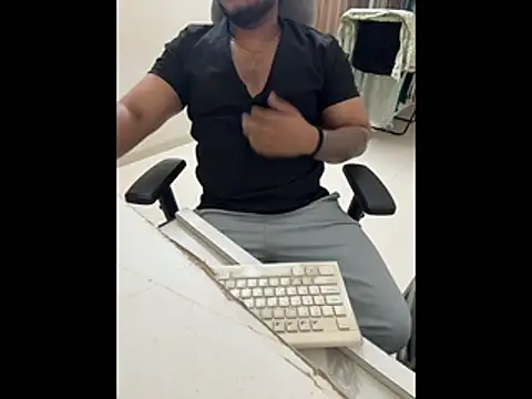 Snapshot of Rah0091 chatting on February 25, 2026, 6:50 pm Rah0091 online show from February 25, 2026, 6:50 pm