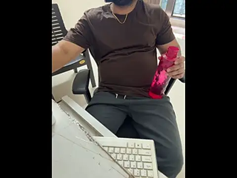 Rah0091 online show from March 25, 2026, 8:53 am