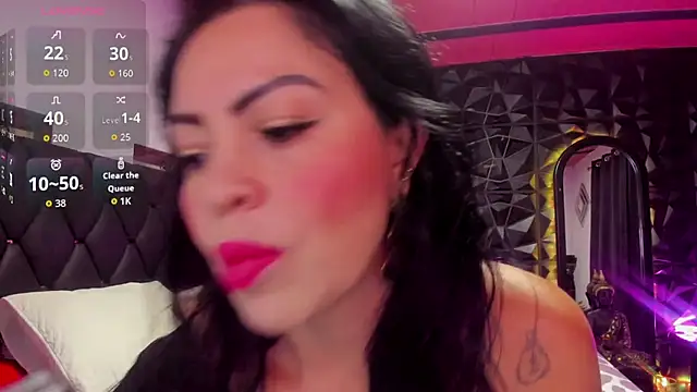 Snapshot of LINDA_BLER chatting on February 11, 2026, 12:04 am LINDA BLER online show from February 11, 2026, 12:04 am