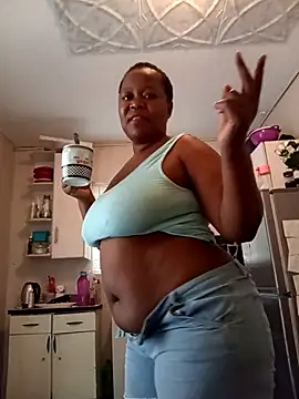 Snapshot of lah17 chatting on February 25, 2026, 10:47 am lah17 online show from February 25, 2026, 10:47 am