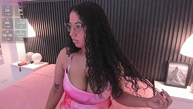 Lena Ricci online show from April 3, 2026, 3:48 am