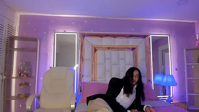 Snapshot of Goldentemptation_ chatting on June 25, 2026, 7:40 pm Goldentemptation online show from June 25, 2026, 7:40 pm