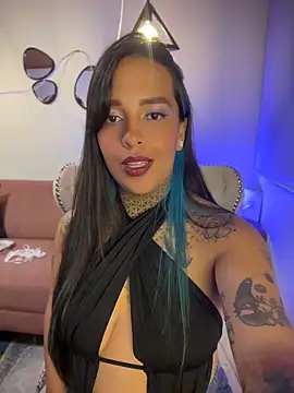 Annie Alicee online show from May 8, 2026, 9:20 pm