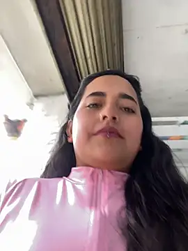 Annie Alicee online show from July 10, 2026, 1:58 pm