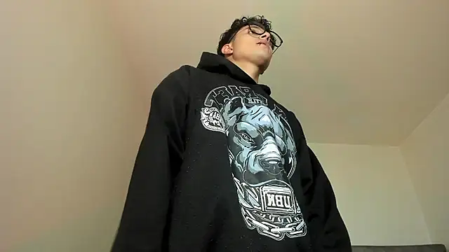 Adonibaskerville4 online show from April 3, 2026, 1:53 pm