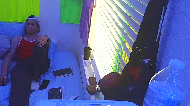 Snapshot of JokerAndyKenwood chatting on February 25, 2026, 1:54 pm JokerAndyKenwood online show from February 25, 2026, 1:54 pm