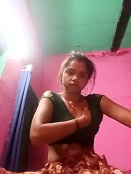 Snapshot of Cut_ikina chatting on April 5, 2026, 10:18 pm Cut ikina online show from April 5, 2026, 10:18 pm