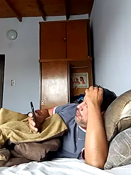 Snapshot of gordorichard chatting on March 3, 2026, 4:24 pm gordorichard online show from March 3, 2026, 4:24 pm