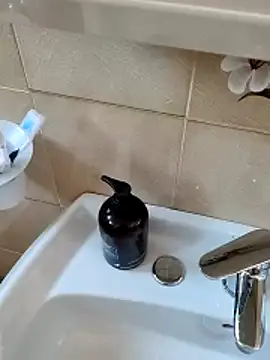 pericolo90 online show from April 18, 2026, 4:33 pm