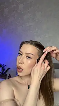 Velvet Hell online show from April 3, 2026, 9:29 am