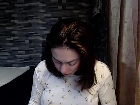 Snapshot of PennyUni chatting on February 14, 2026, 2:08 am PennyUni online show from February 14, 2026, 2:08 am