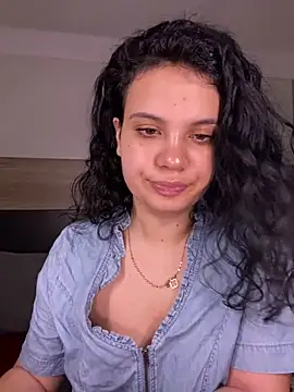 Karolina Velvet online show from February 14, 2026, 10:50 pm