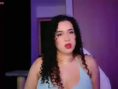 Snapshot of DIVINANGELA chatting on May 16, 2026, 3:47 am DIVINANGELA online show from May 16, 2026, 3:47 am