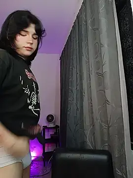 Daniellesins1 online show from February 14, 2026, 6:43 am