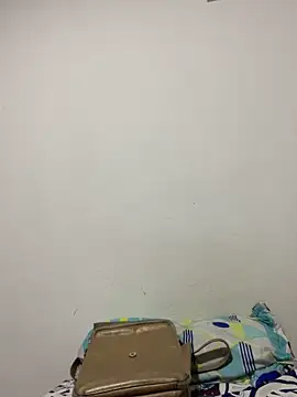 Snapshot of Emma_Sanz__ chatting on March 14, 2026, 5:18 pm Emma Sanz online show from March 14, 2026, 5:18 pm