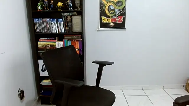 m-mandy online show from April 15, 2026, 7:58 pm