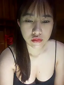 Yui-Ch1682 online show from February 20, 2026, 11:05 pm