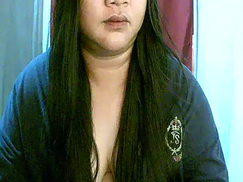 Snapshot of strip_berry chatting on February 21, 2026, 12:06 pm strip berry online show from February 21, 2026, 12:06 pm